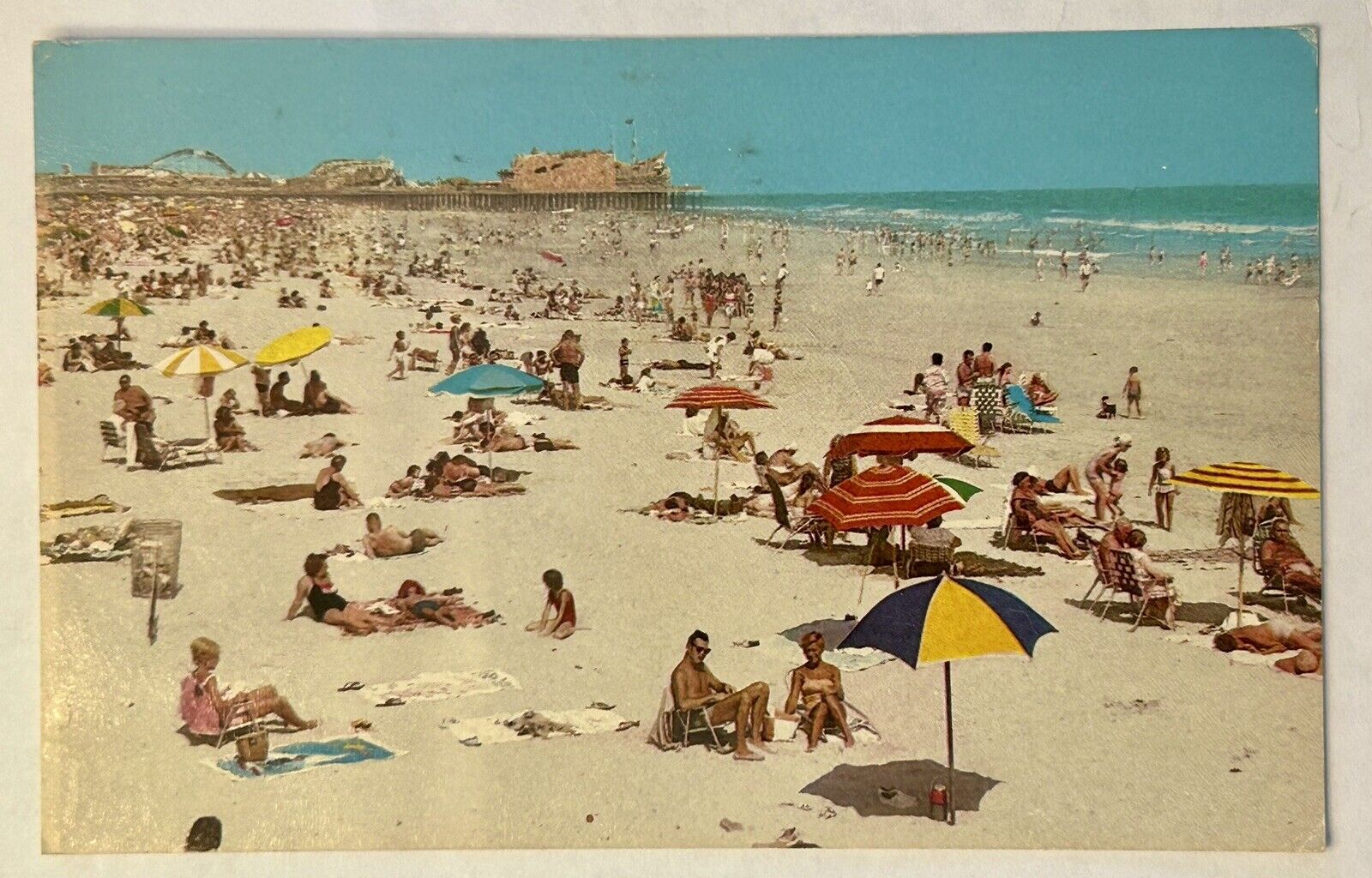 BATHING BEACH. WILDWOOD BY THE SEA, NEW JERSEY Vintage Postcard
