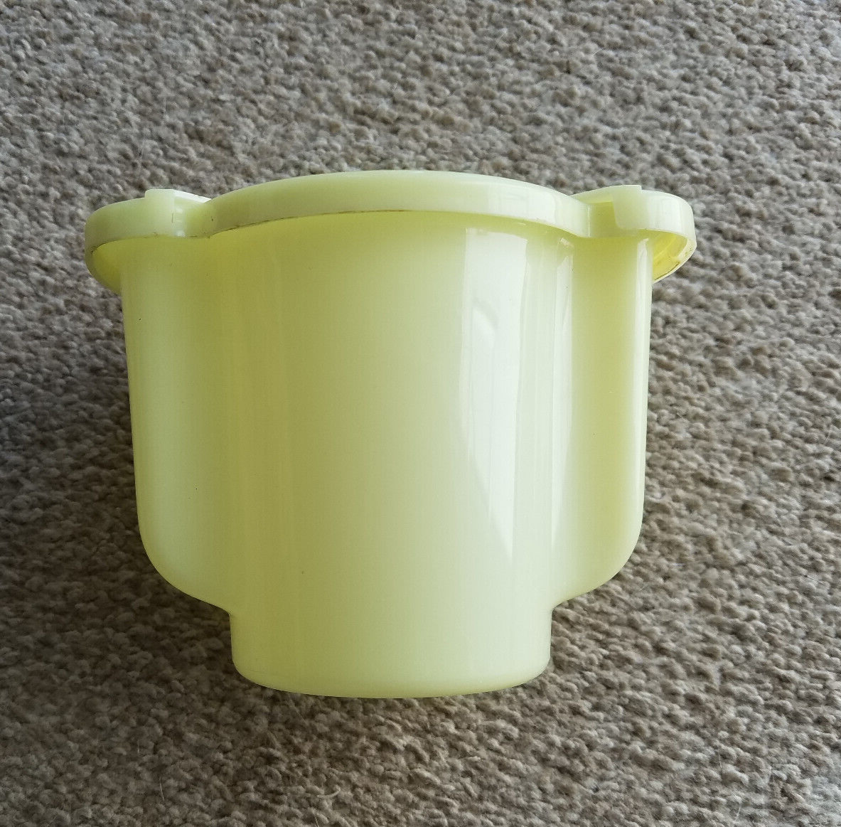 Vintage Tupperware 577 Yellow Sugar Bowl Dispenser with 2 Flip Top Spouts USA