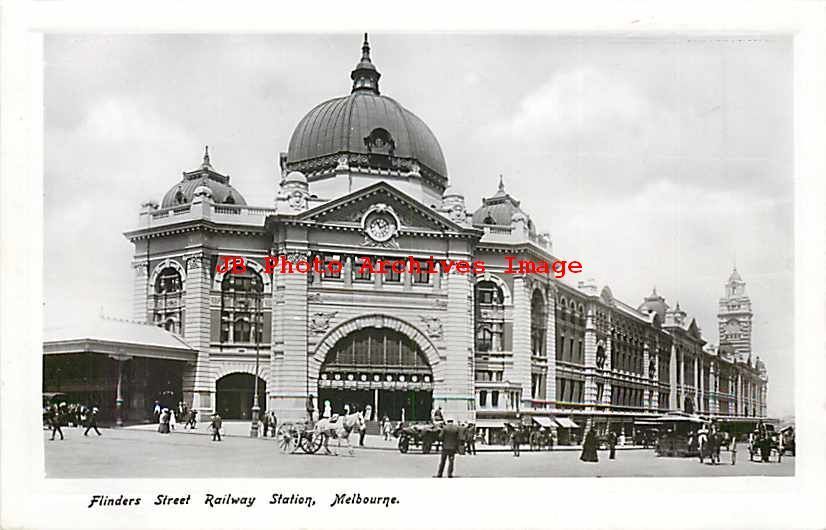 Australia, Melbourne, Flinders Street Railway Station,