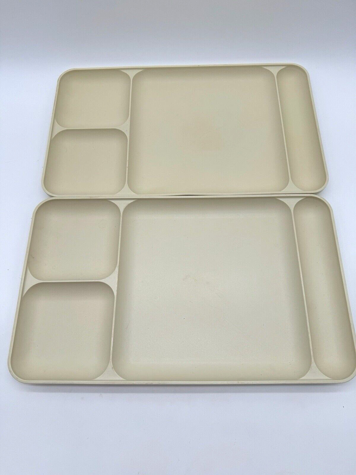 Tupperware Off-White Divided Trays Set Of 2 Lunch TV Dinner Camping 1535 Vintage