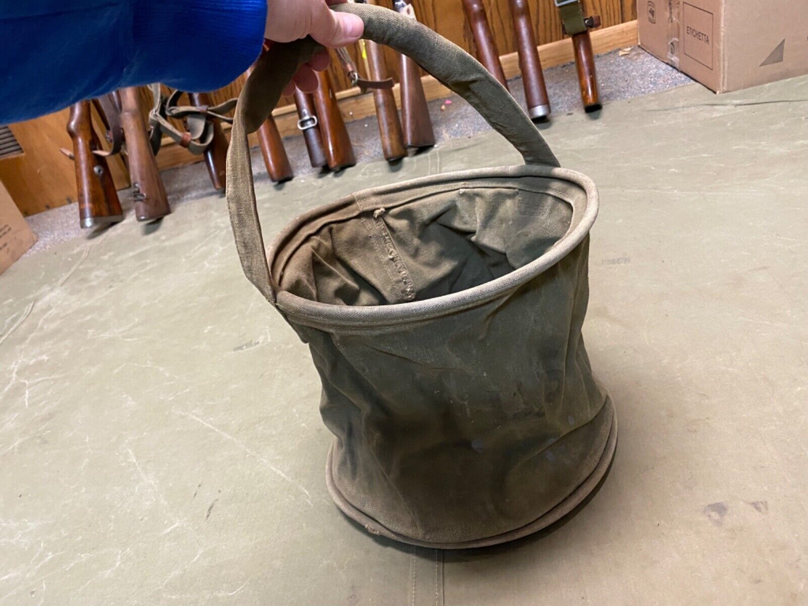 ORIGINAL WWII US ARMY M1942 COLLAPSIBLE WATER BUCKET-OD#3,
