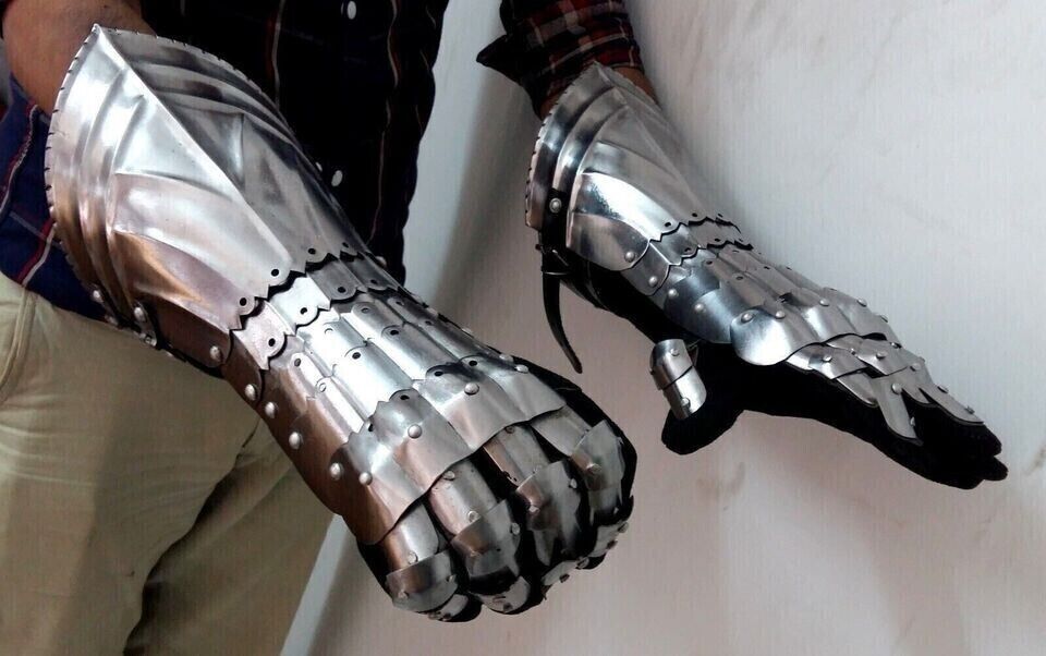 Medieval Steel Gothic Gauntlet Gloves New Antique Armour Functional Gauntlet