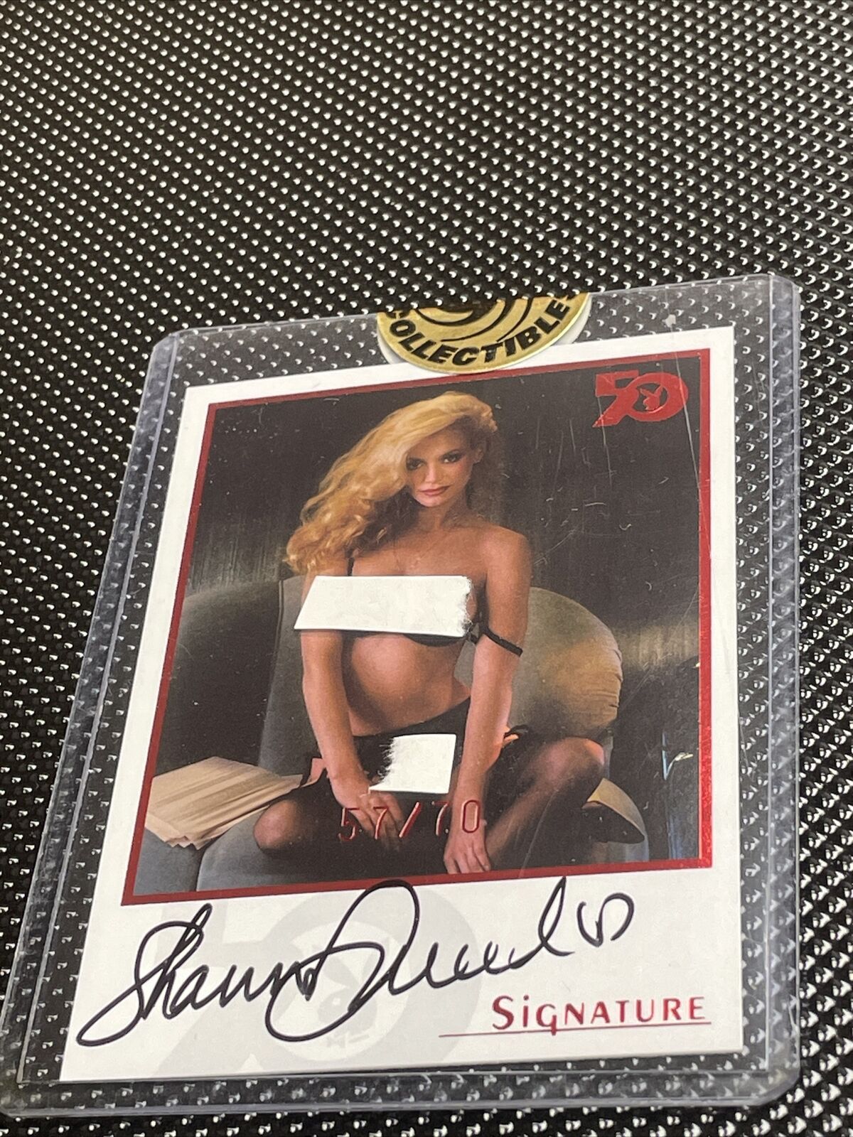 2005 Playboy's 50th Anniversary Shannon Tweed Autographed Card #57/70 Red Foil