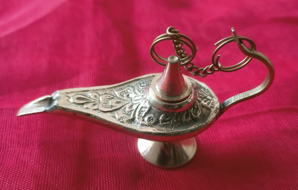 Brass Aladin Genie Oil Lamp Magic LampS Aladdin Chirag Incense Burner Antique 4\