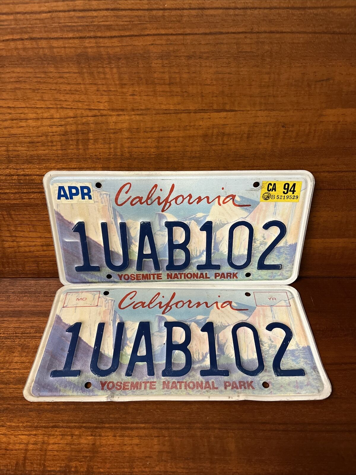 Pair Set  of California license plates Yosemite National Park 1994 1UAB102