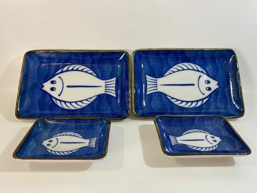 Vintage Blue and White 4 Piece Sushi Set with Fish Design - Made in Japan D4