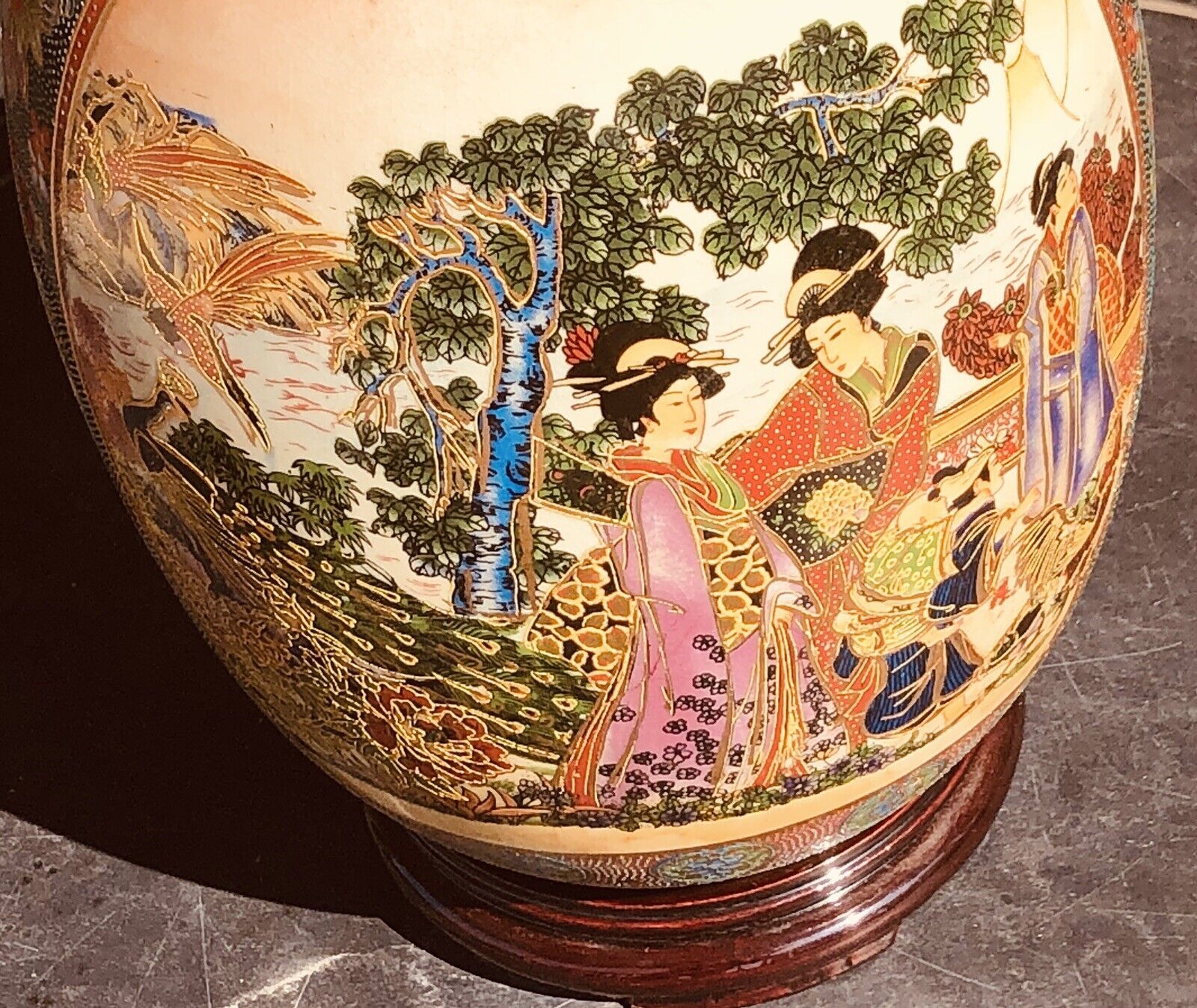 Vintage Large HAND PAINTED CHINESE EGG H. 11 Inches