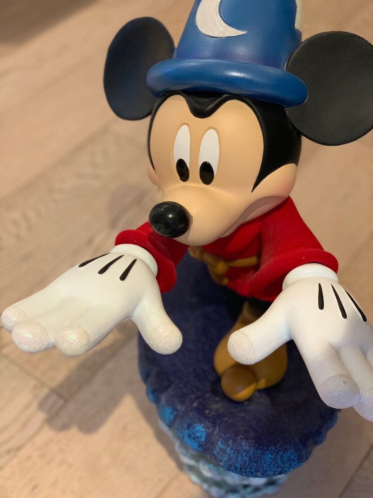 MICKEY MOUSE MEMORABILIA VINTAGE COLLECTION STATUE MONUMENT LIMITED EDITION RARE