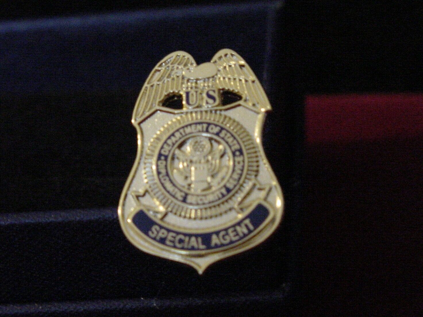 US state department diplomatic security services Lapel Pin - Special Agent