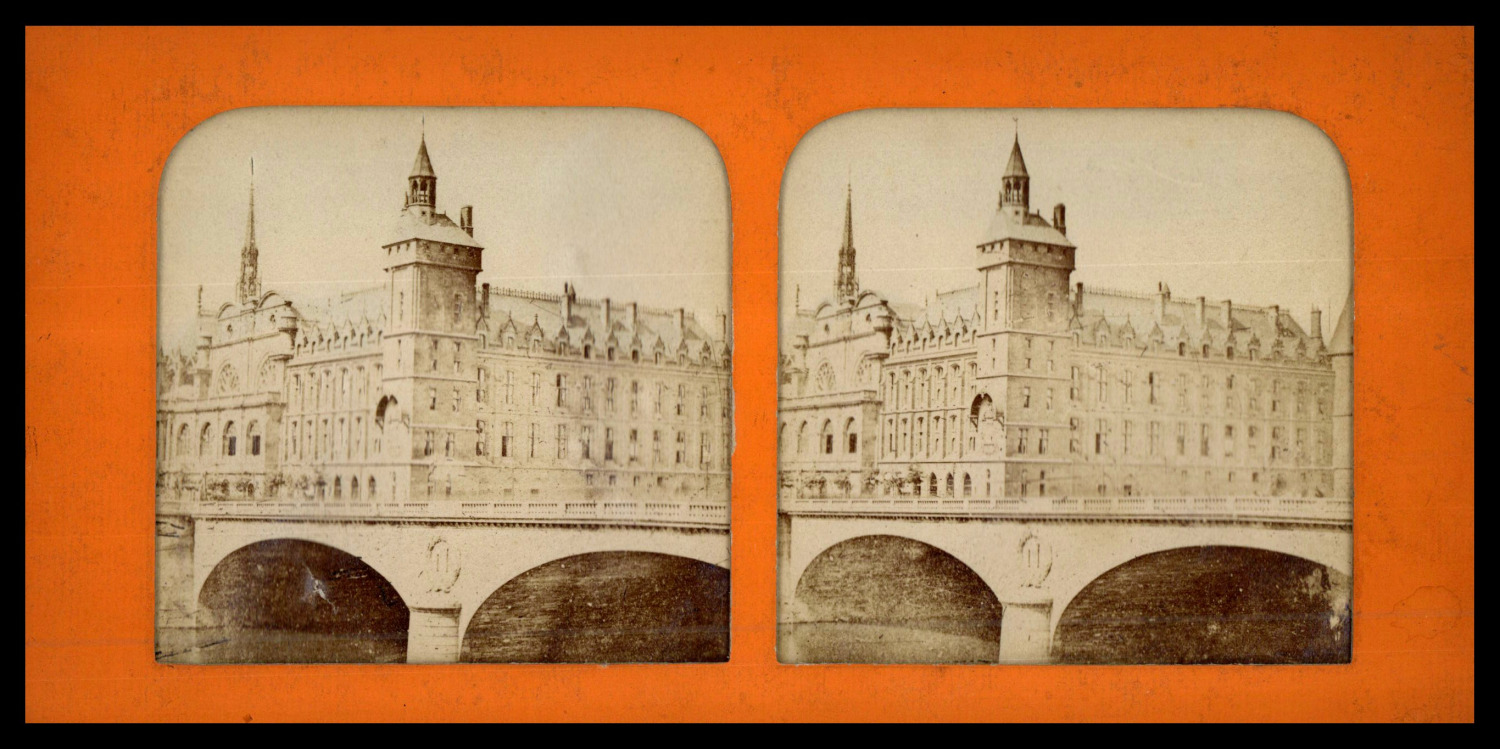 Paris, la Tour de l'Clock, ca.1870, stereo day/night (French Tissue) Tira
