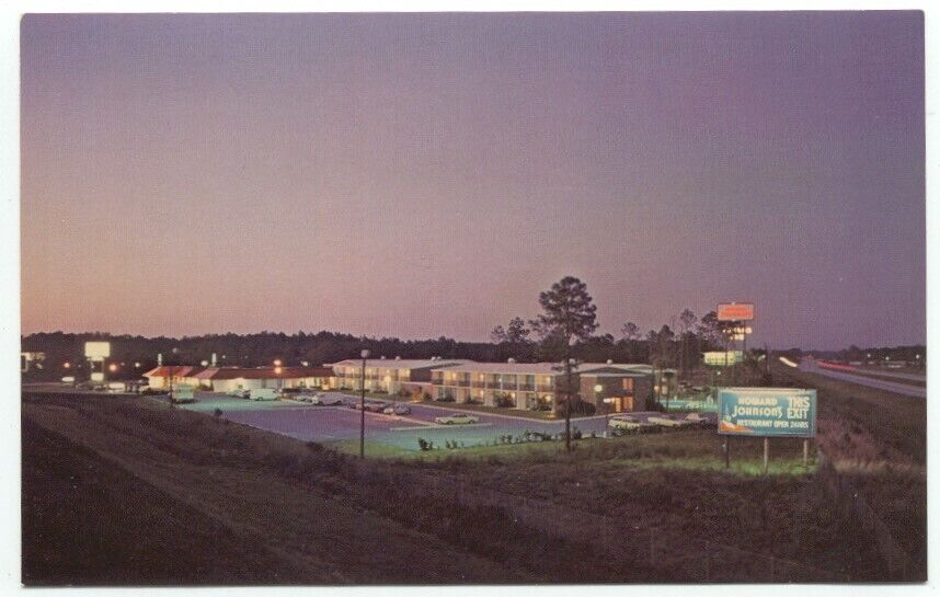 Hardeeville SC Howard Johnson\'s Motor Lodge Postcard South Carolina