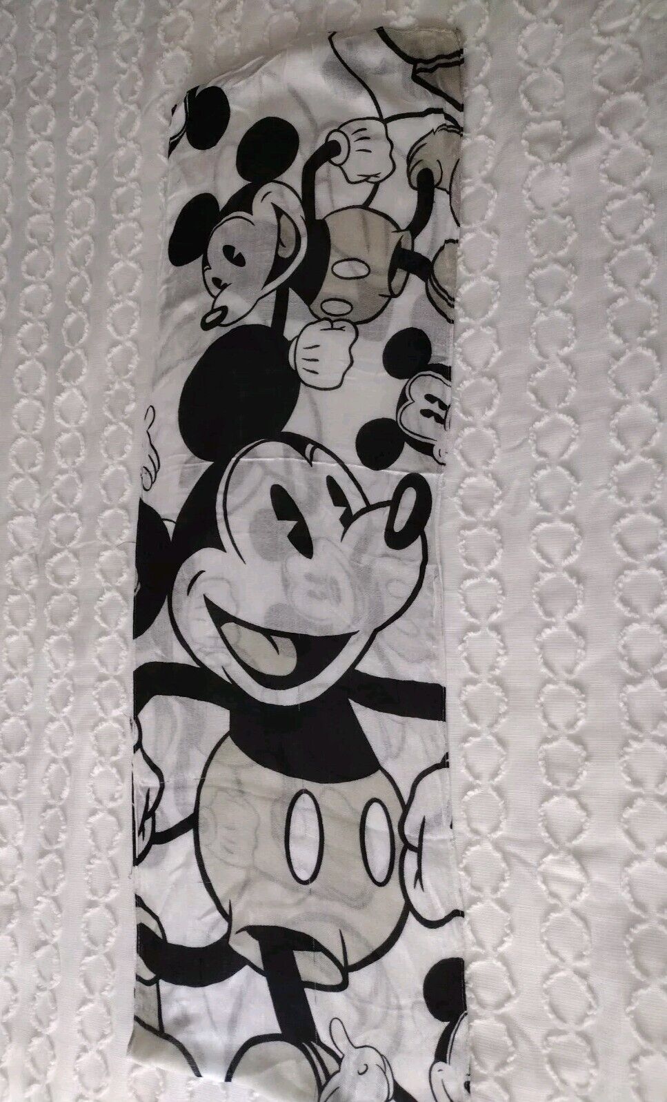 Disney Parks Classic Vintage Black and White Mickey Mouse Scarf 74\