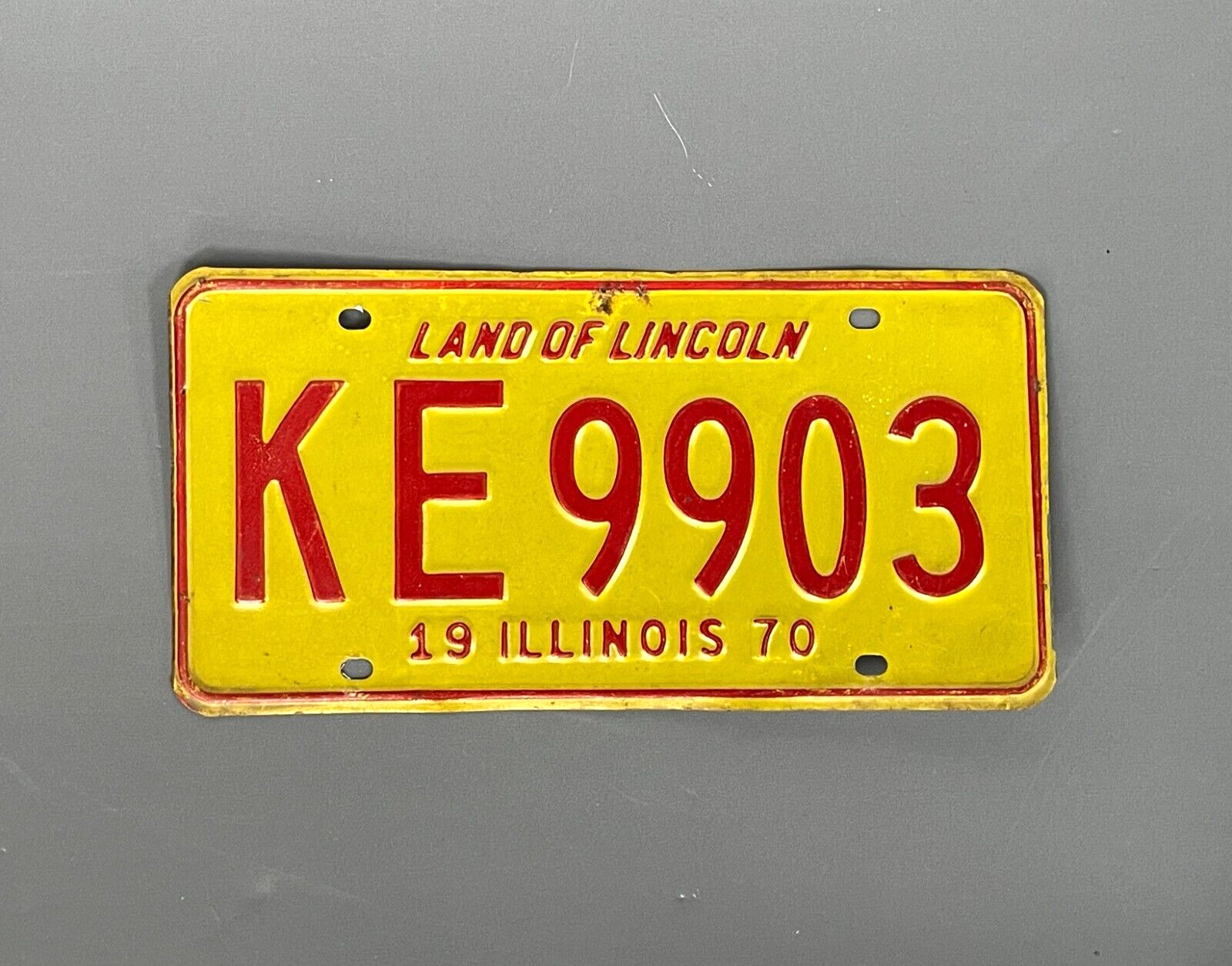 ILLINOIS 1970  -  (1) vintage license plate
