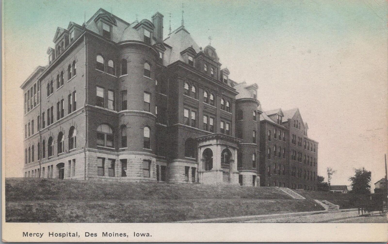 Postcard Mercy Hospital Des Moines Iowa IA 