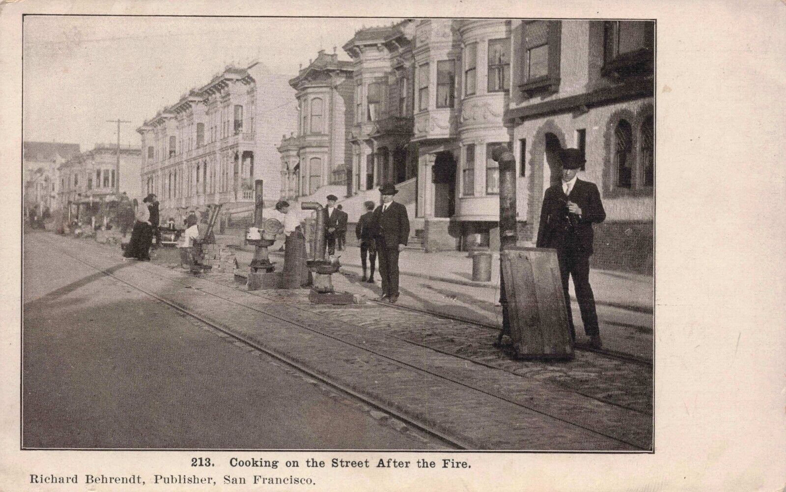 1906 Earthquake Women Cook in Middle of Street After Fire San Francisco Postcard