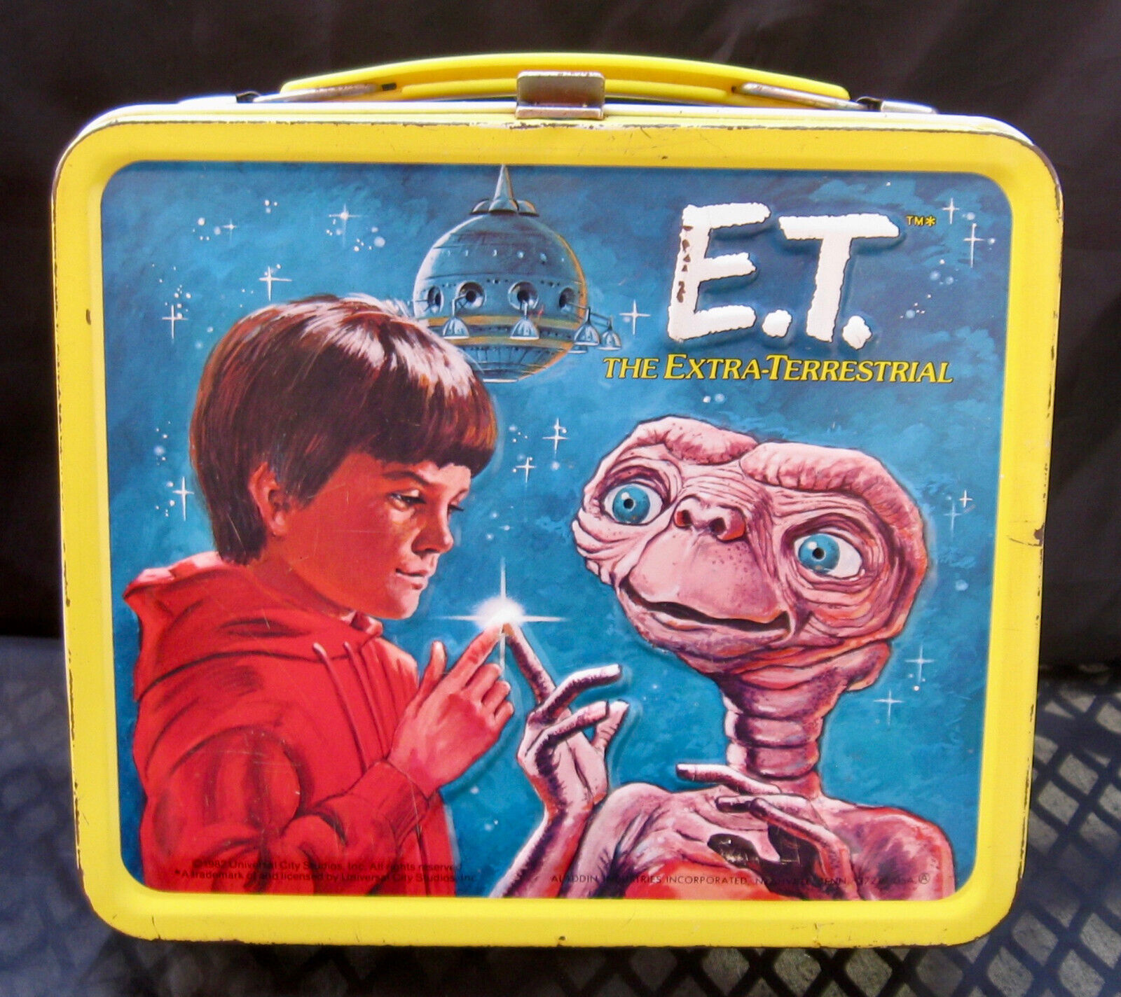 Vintage E.T. The Extra Terrestrial Lunchbox - Alien Movie (1982) C-7.5 Nice
