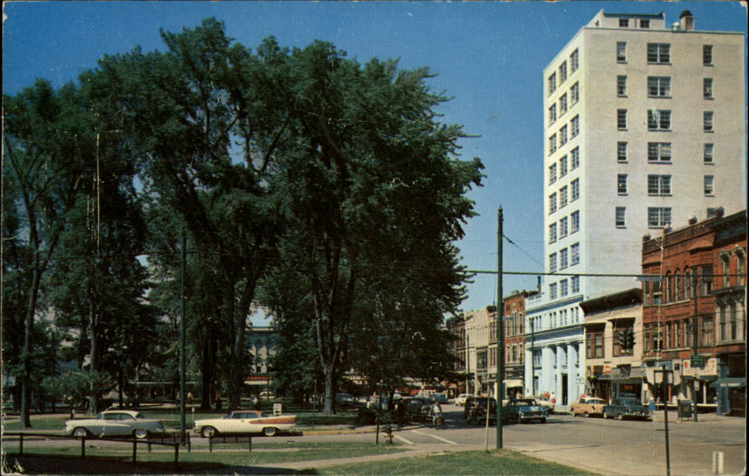 Elyria Ohio downtown scene park 1950s cars mailed 1950 unused vintage postcard