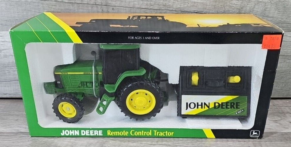 John Deere Remote Wired Control Tractor 1996 1/32 ERTL #5204