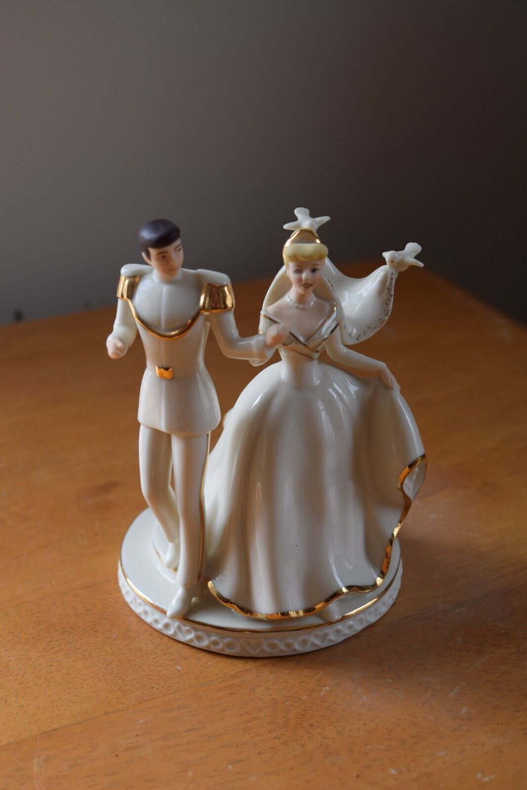 A Magical Moment Lenox Disney Cinderella Wedding Cake Topper