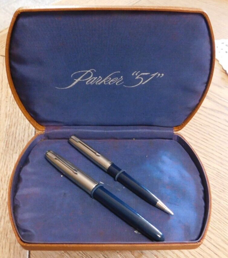 Parker 51 Pen and Pencil Set in Deluxe Case, Blue Barrel Brushed Chrome Cap. Exc