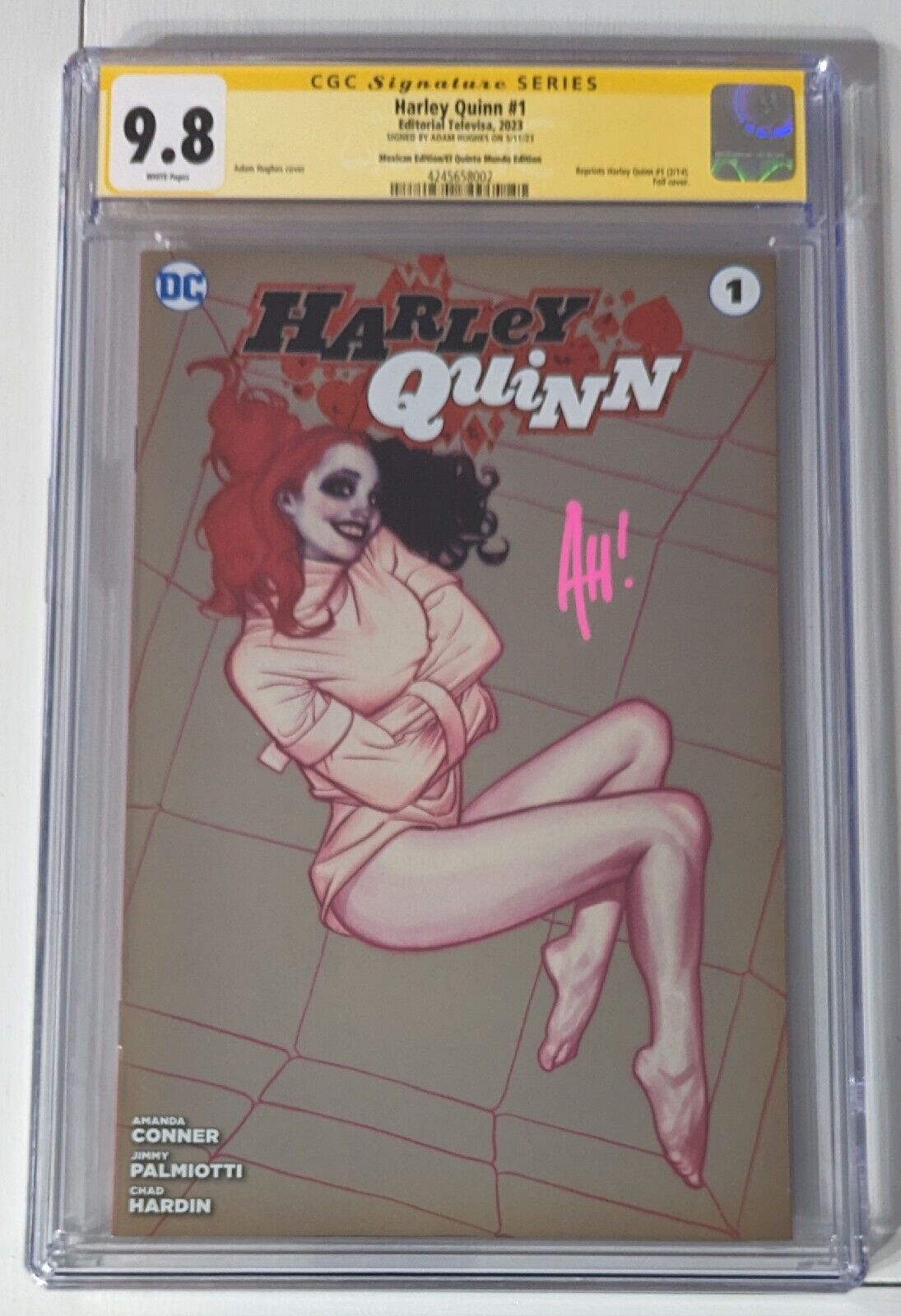 Harley Quinn #1 CGC 9.8 SS La Mole foil Signed by Adam Hughes (Pink)
