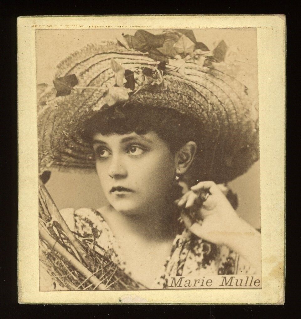 1890s N246-2 Kinney Sporting Extra Cigarettes Actresses #314 Marie Mulle