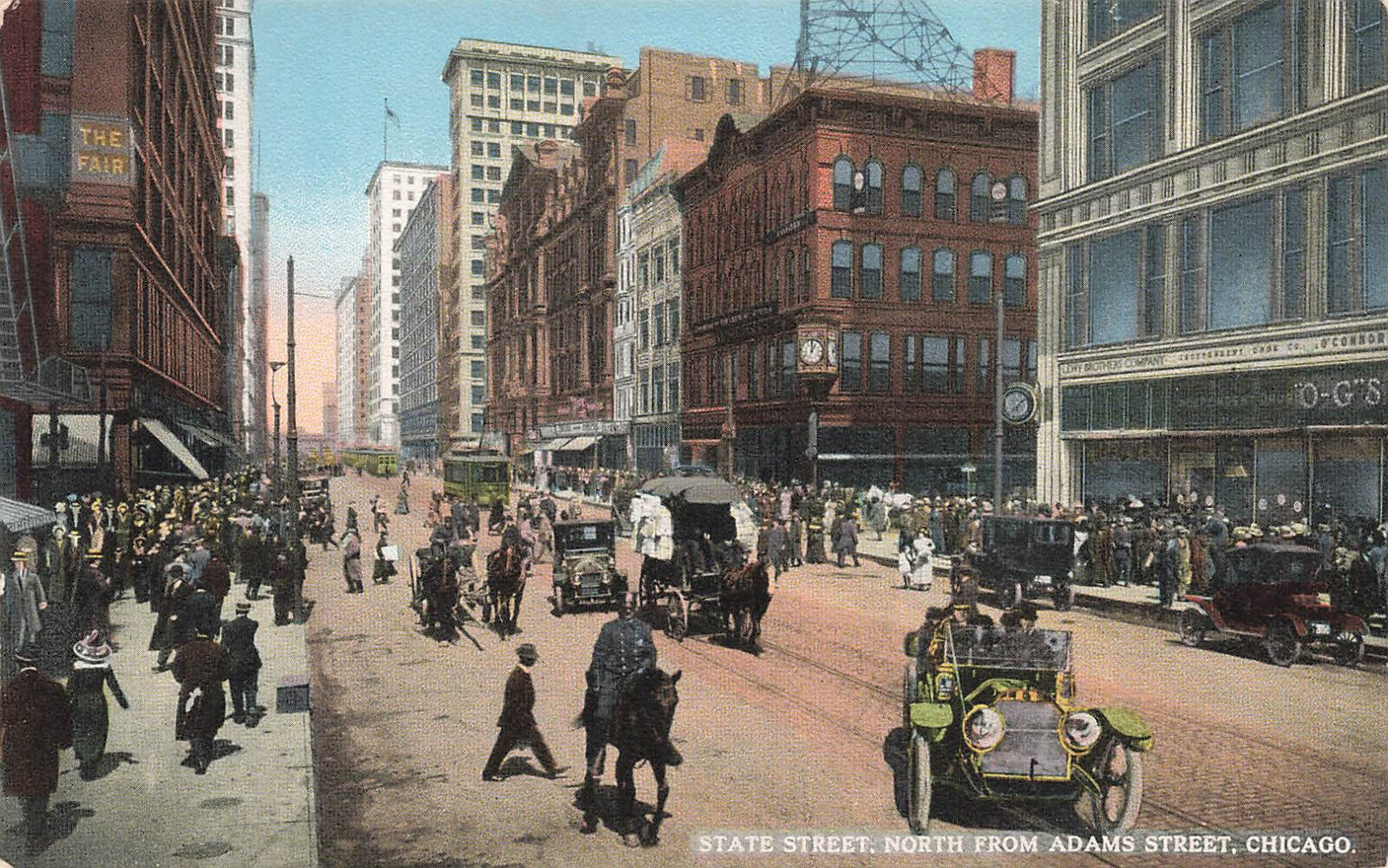 VINTAGE CHICAGO IL POSTCARD AUTOS AND HORSES ON STATE STREET c1910 021824 T