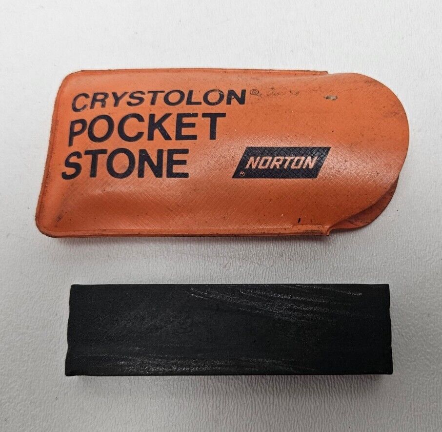 Vintage Norton CRYSTOLON Pocket Stone 3\