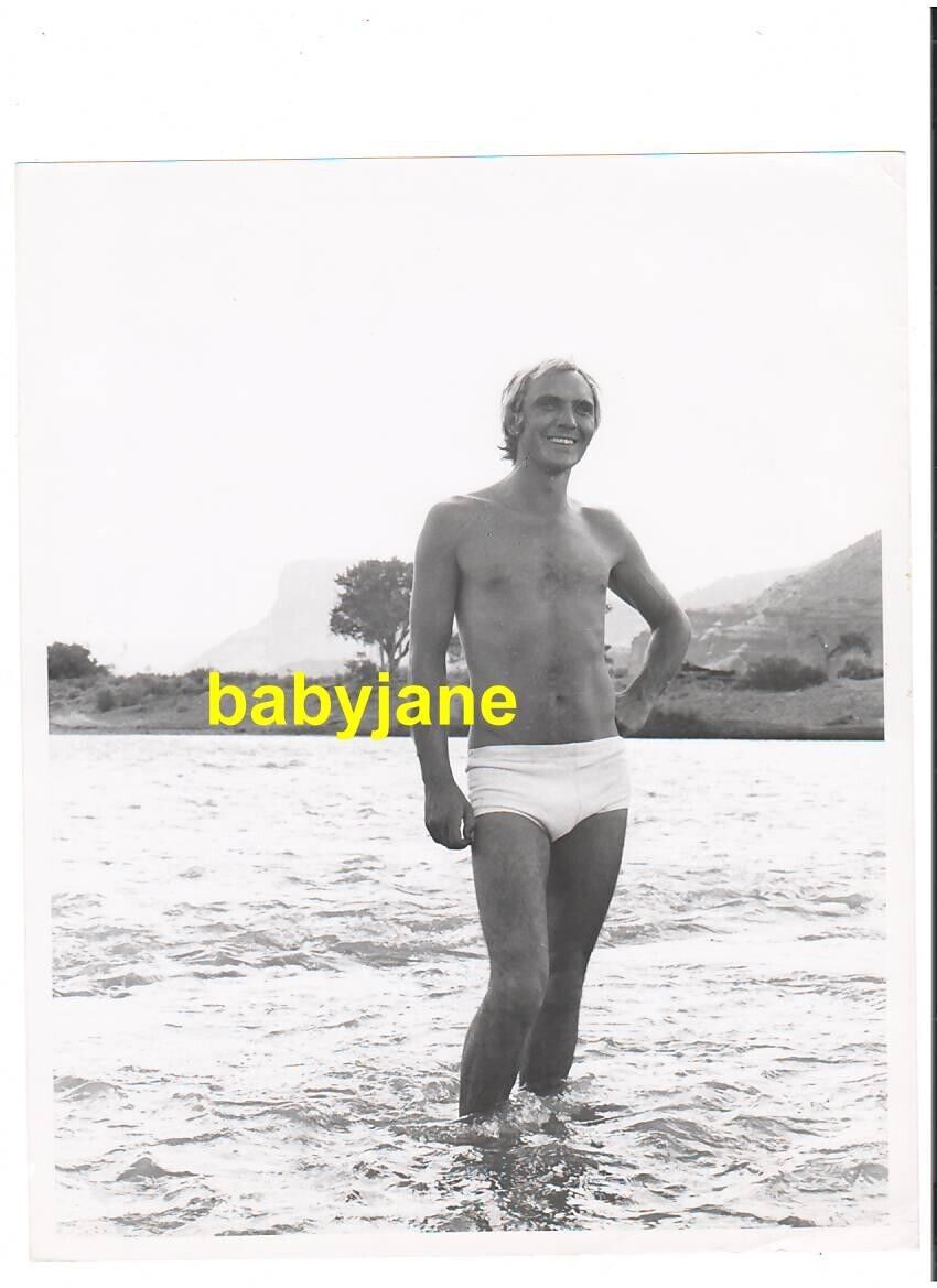 TERENCE STAMP ORIGINAL 8X10 PHOTO BARECHESTED IN UNDERWEAR AT BEACH 1968 BLUE
