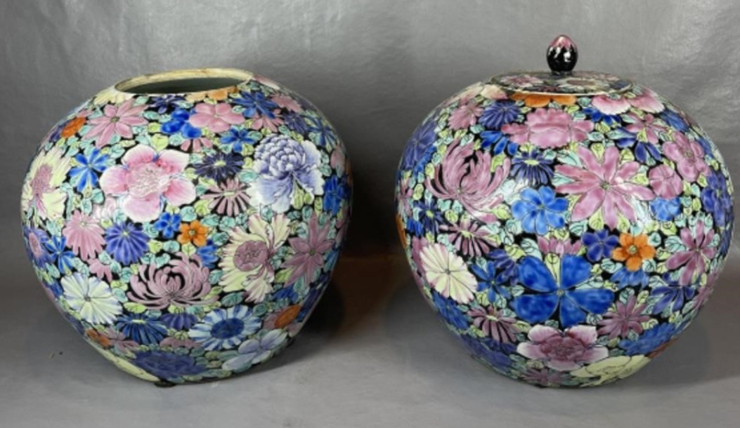 A Pair Vintage Chinese Porcelain Floral Motif Jars/Need to go 1st May