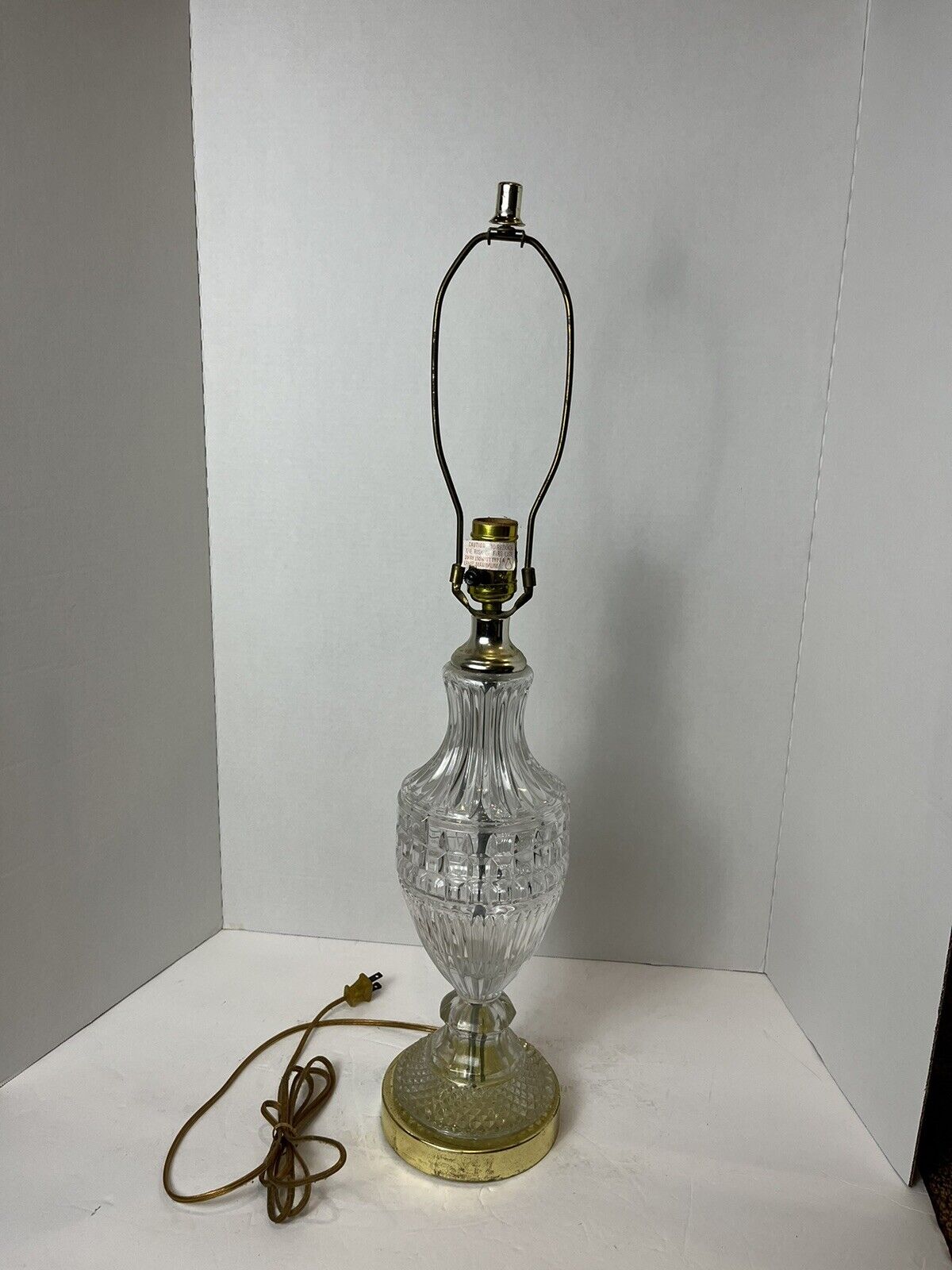 LEAD CRYSTAL TABLE LAMP WITH BRASS BASE AND TRIM - 27” INCHES 3 Way 150w Max