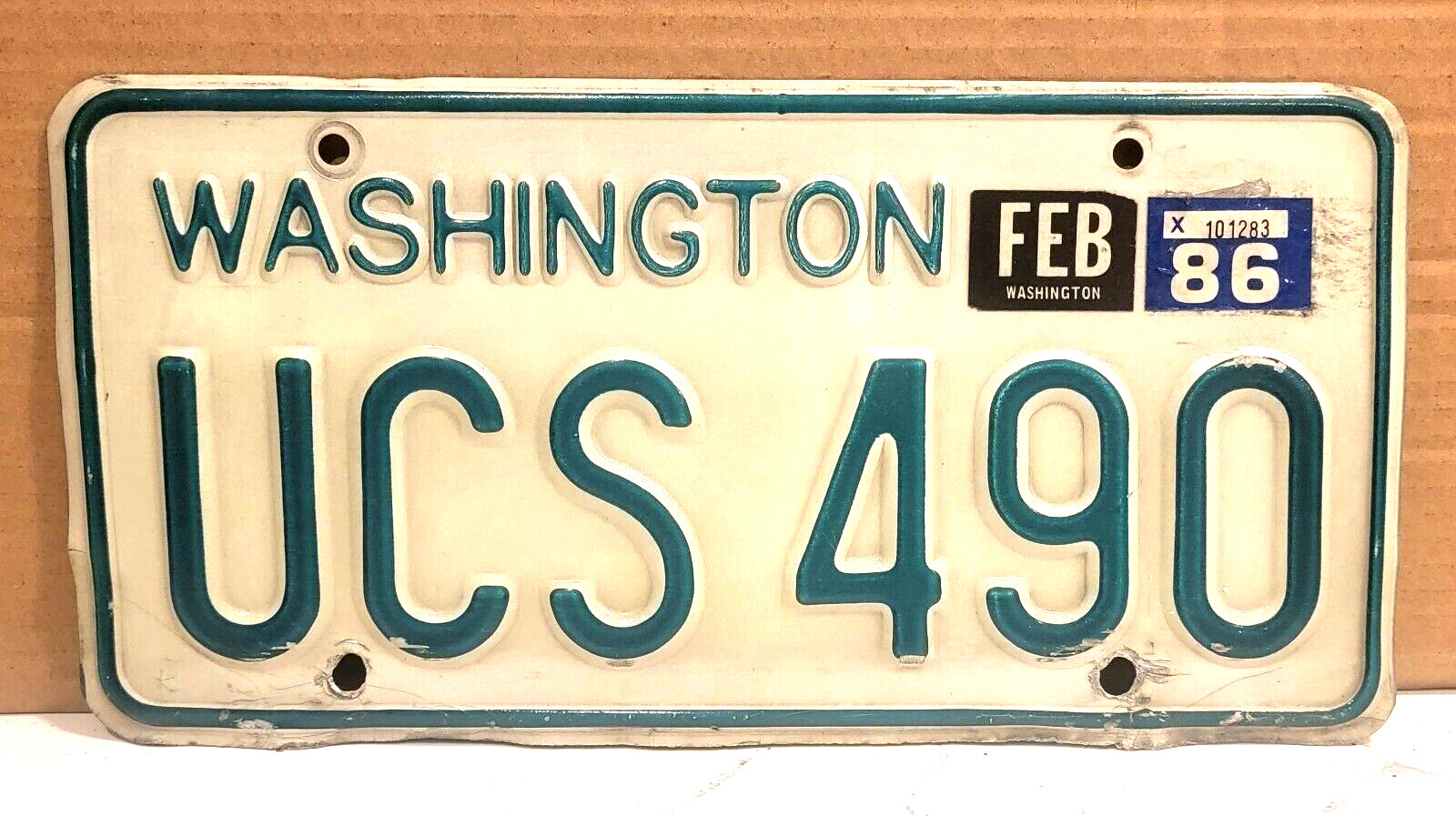 1980s WASHINGTON License Plate -- UCS 490 -- 1986 tag -- WA \'86