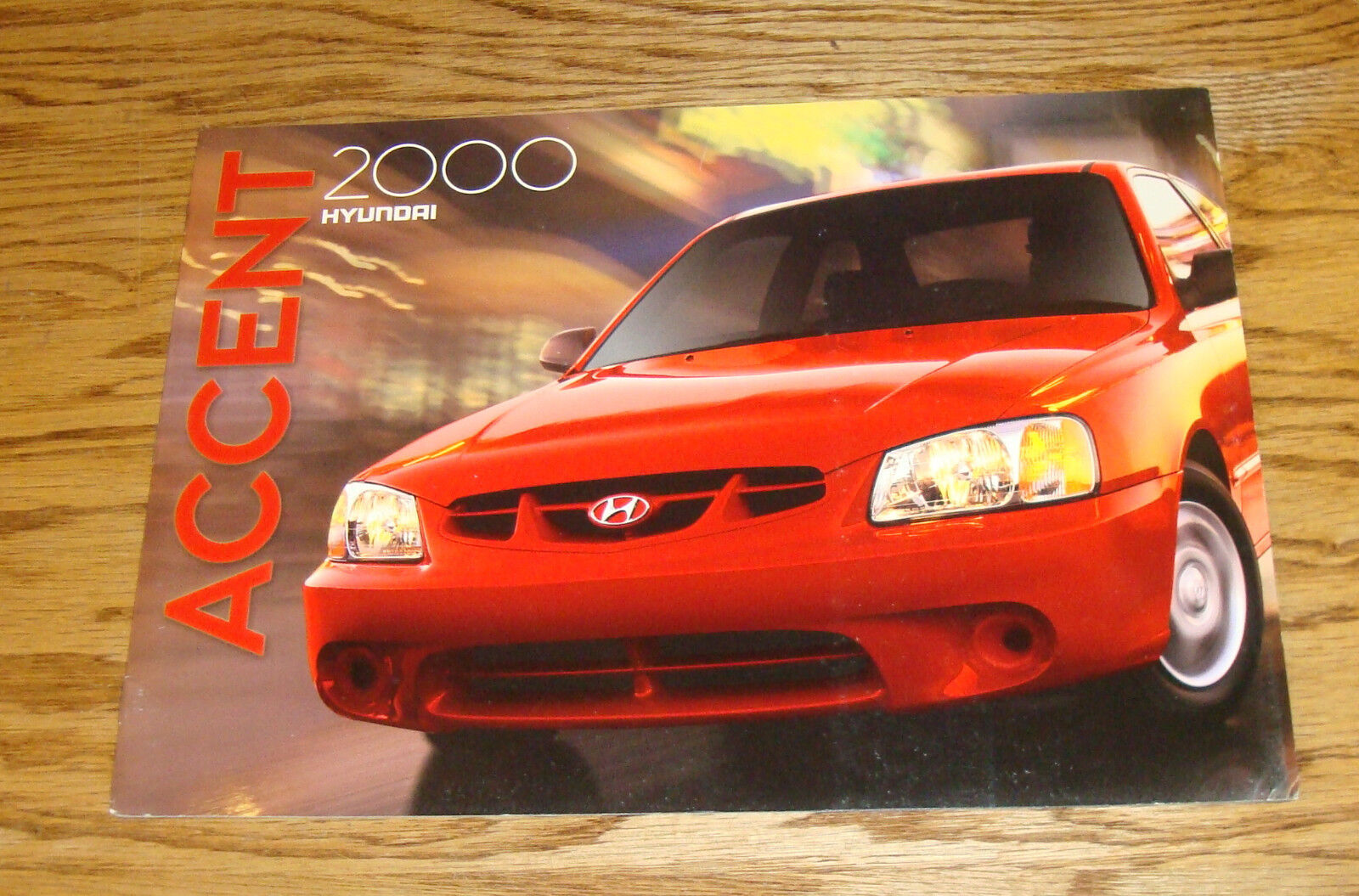Original 2000 Hyundai Accent Deluxe Sales Brochure 00