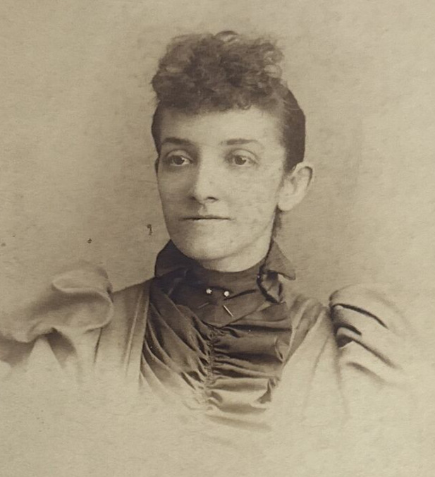 Cabinet Card Victorian Era Woman - Huntingdon PA - Circa 1880’s