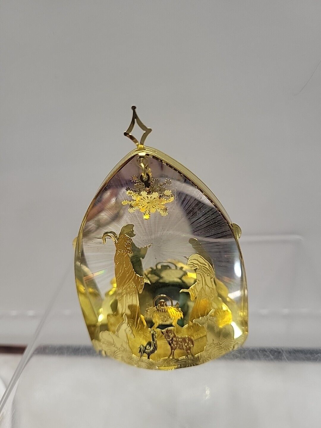 Vintage 3D Gold Holographic Nativity Scene  Christmas Light Cover