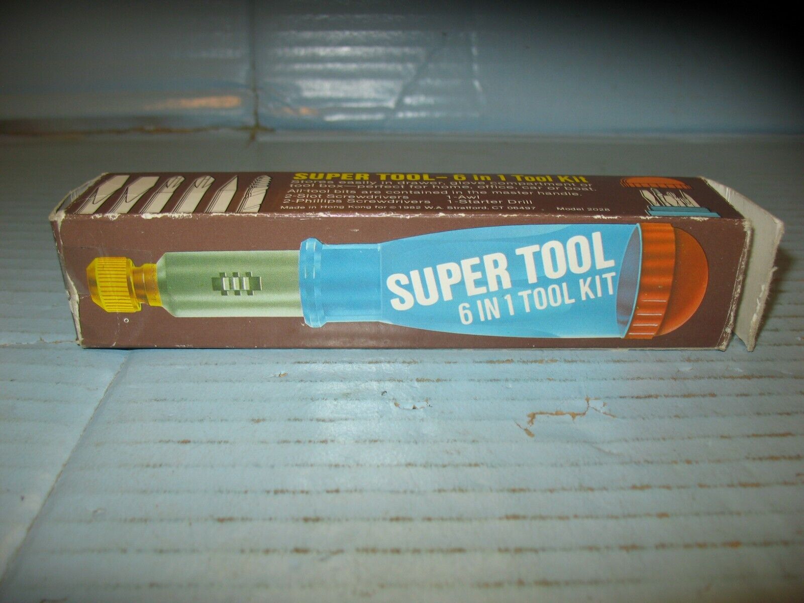 Vintage Super Tool - 6 in 1 Tool Kit