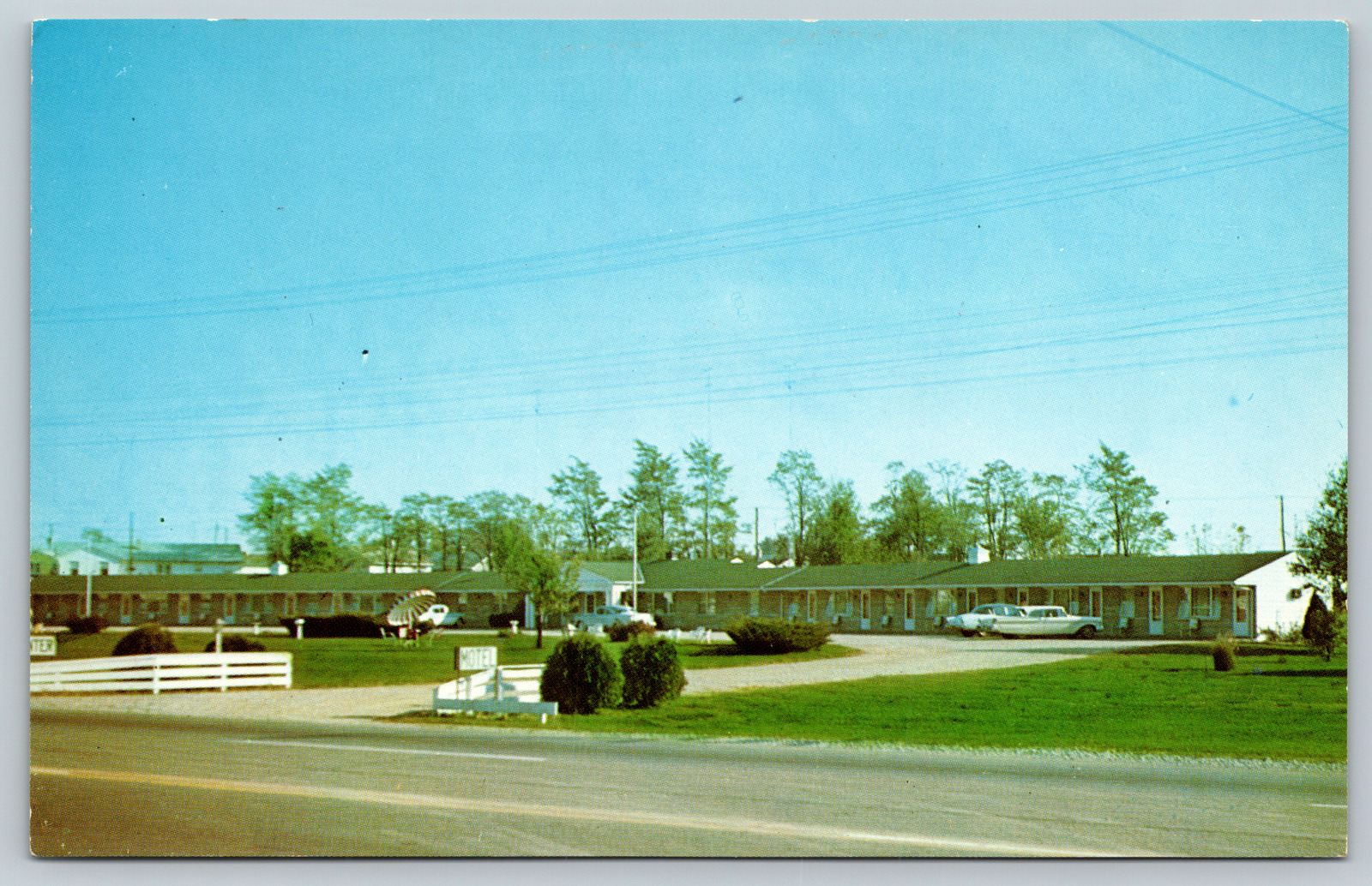 c1960s Green Acres Motel Highway 40 Centerville Indiana Vintage Postcard