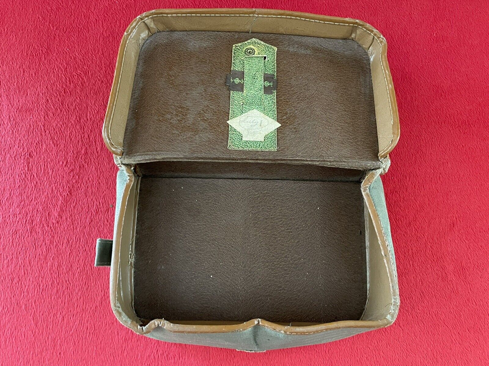 Original WWII U.S. Private Purchase Toiletry Shaving Grooming Kit Case WW2