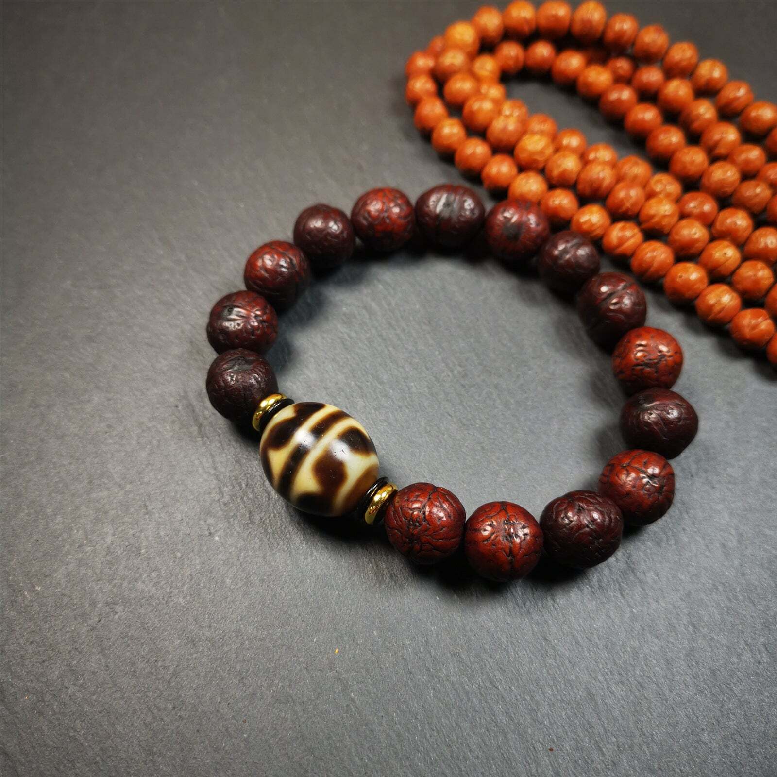 Gandhanra Unique Tibetan Dalo Dzi Bead Bracelet,Old Tiger Tooth Dzi Bodhi Beads
