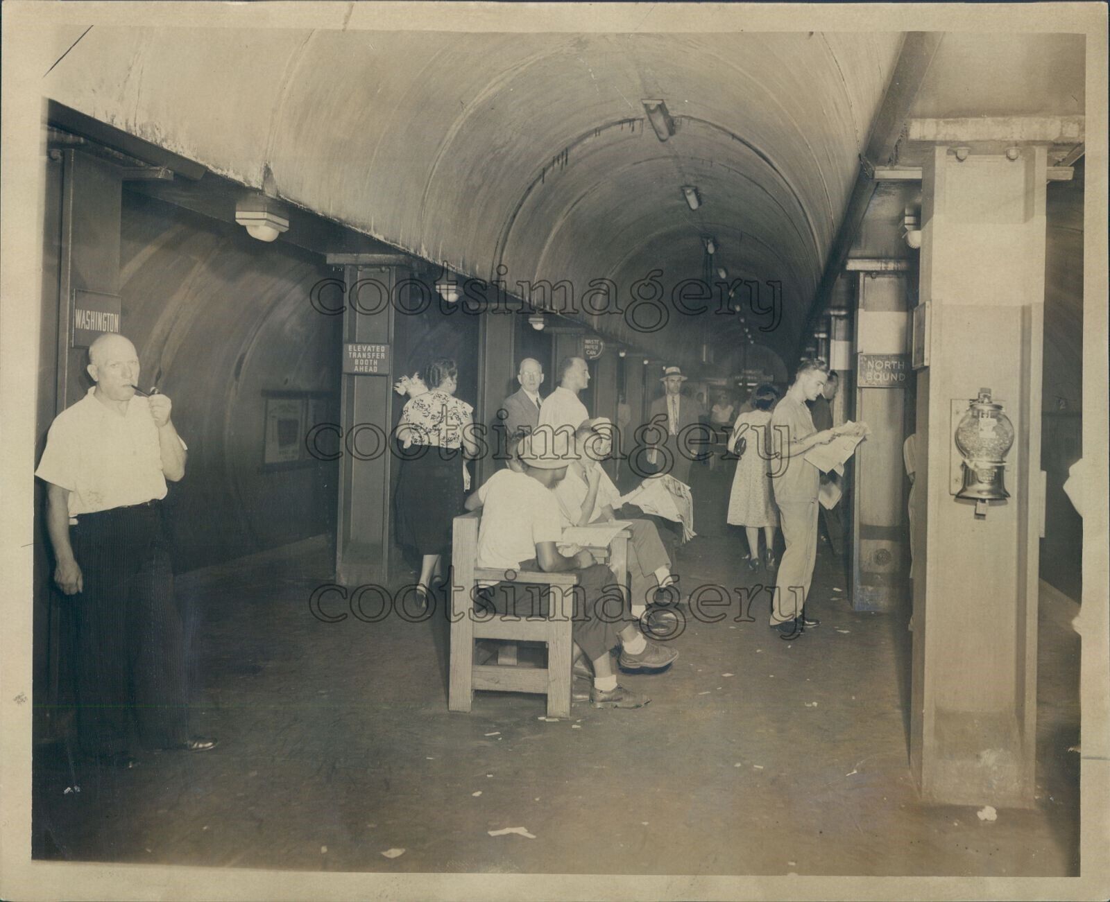1947 Press Photo Subway Scene 1940s Chicago