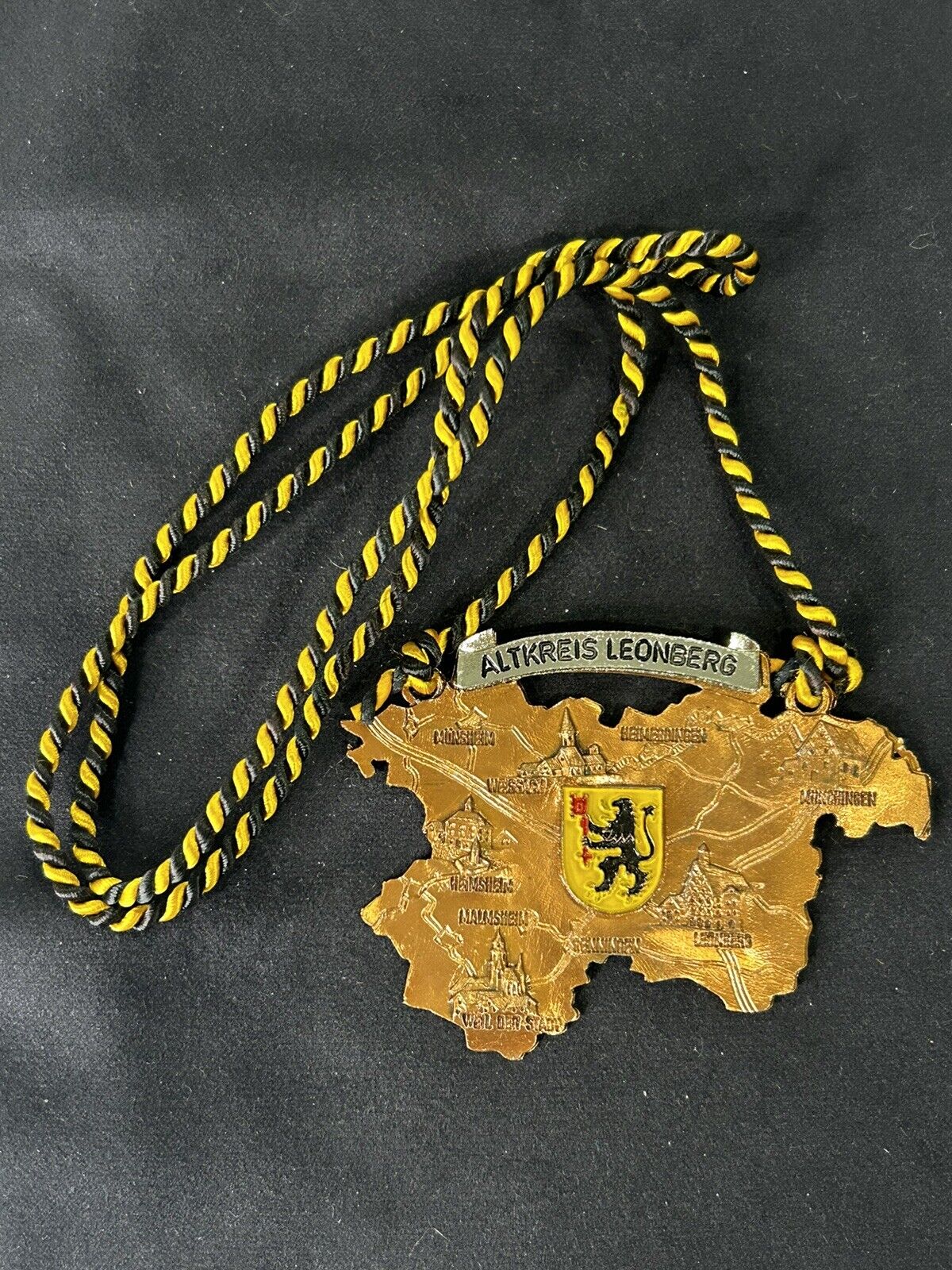 1974 Badge Necklace Germany 3 Int Strohgau Wanderuns Weissach Altkreis