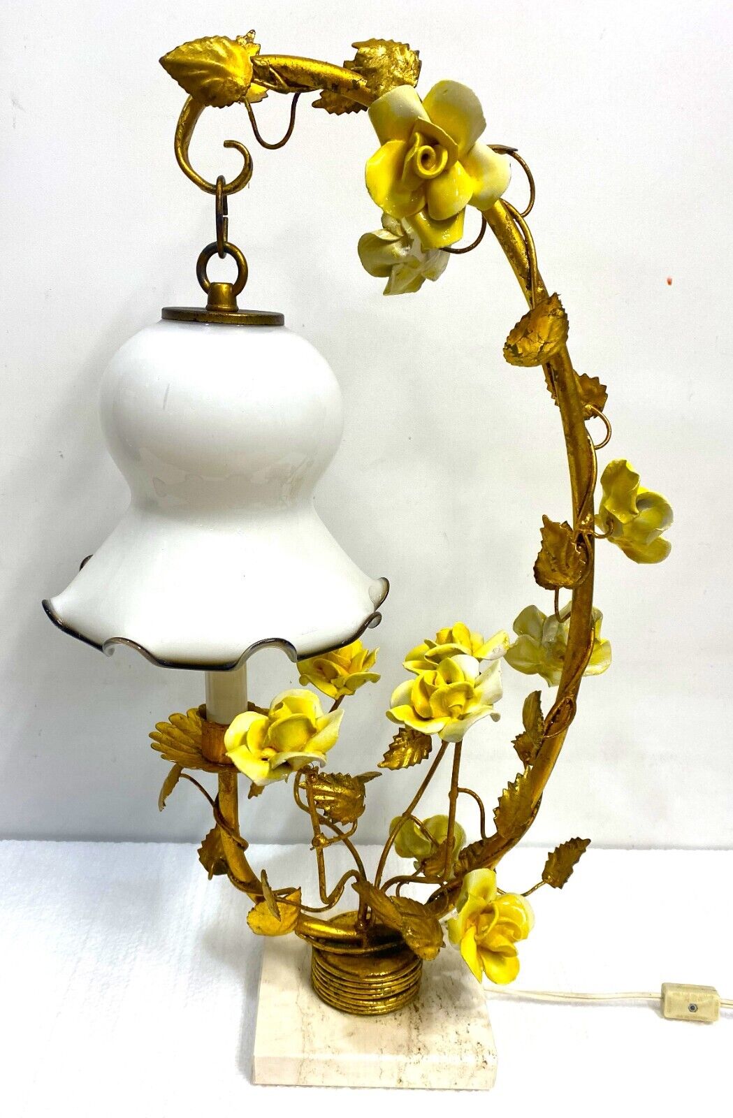 Vintage Italian Yellow Rose Toleware Gold Gilt Pendant Table Lamp - 7.3