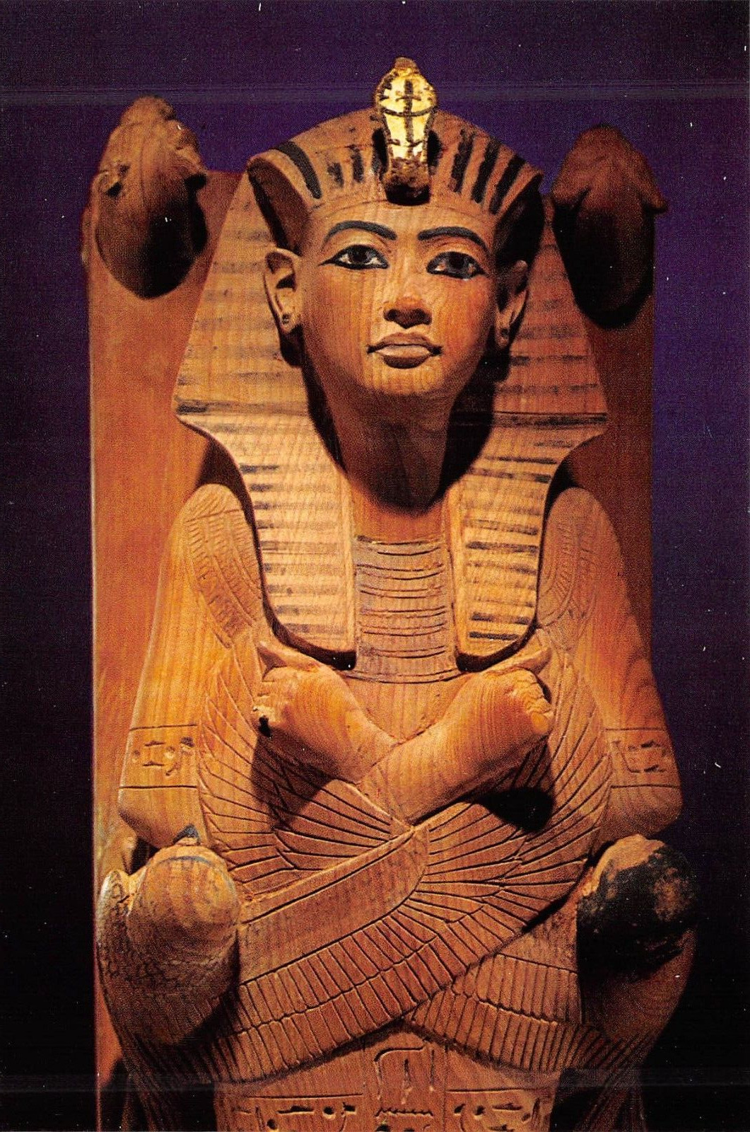 EFFIGY OF THE KING THE TREASURES OF TUTANKHAMUN CAIRO 6 x 4 POSTCARD 6031c