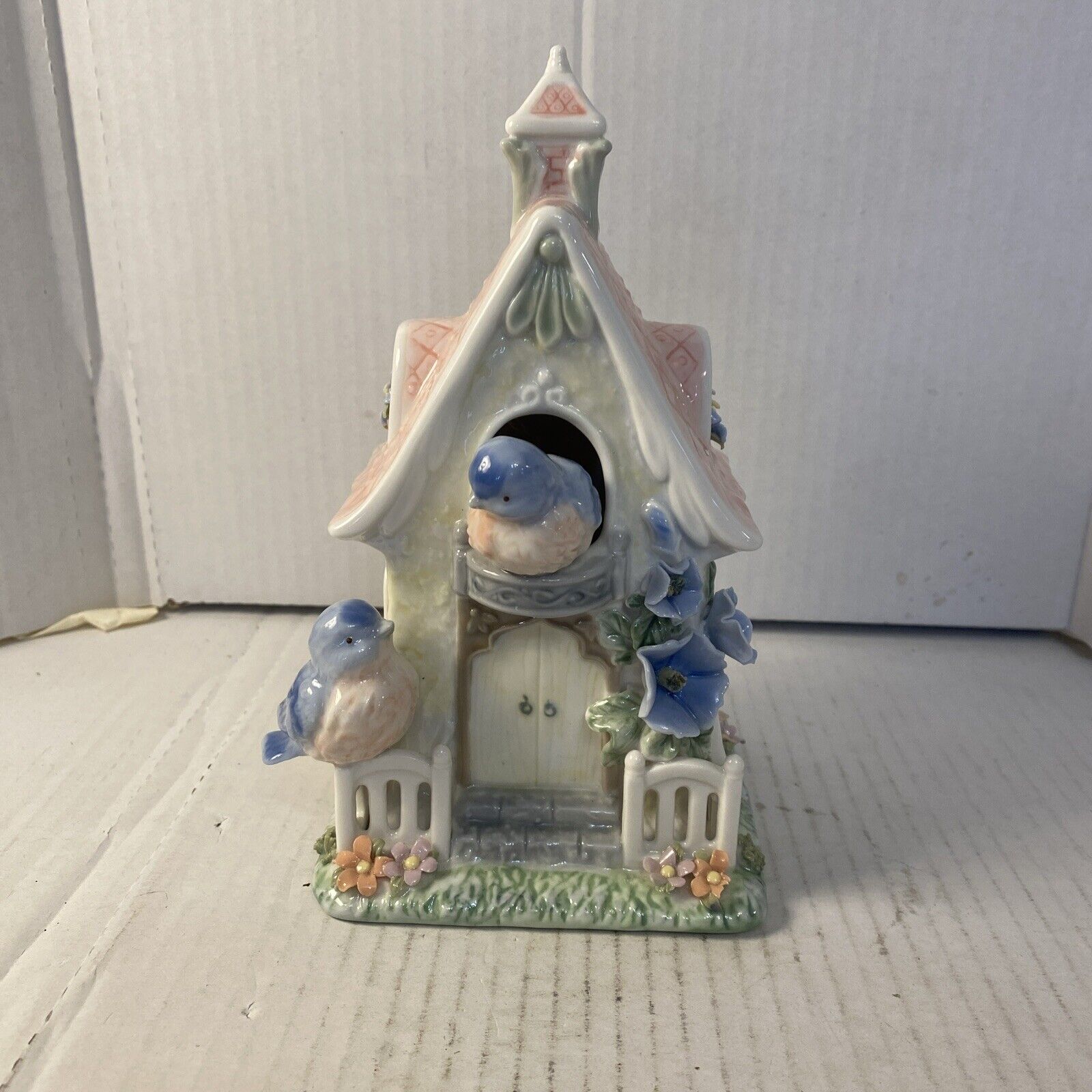 Porcelain Bluebirds Of Happiness House And Flowers Music Box