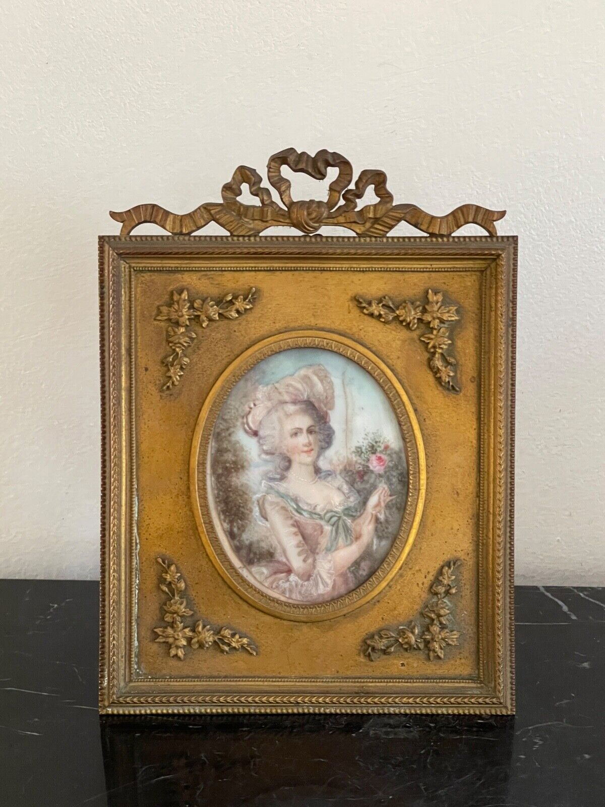 Antique Fine Gilt Dore Metal French Photo Picture Frame