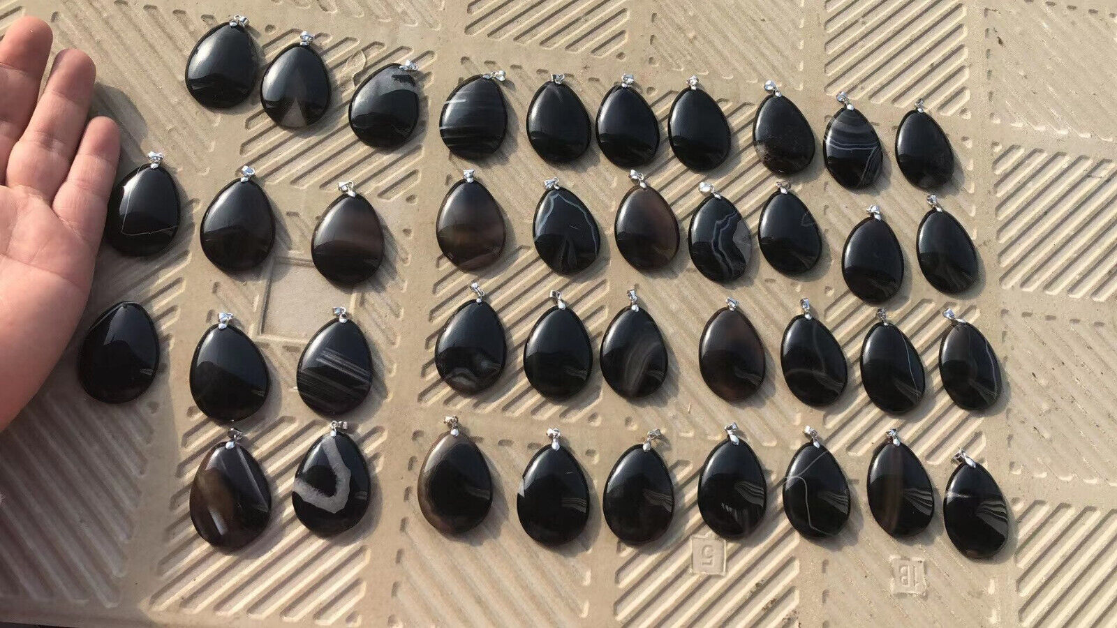 34pcs 40mm Natural black agate pendant