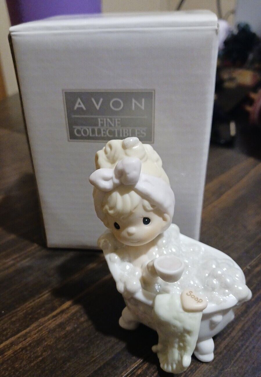 Avon Fine Collectibles Precious Moments Soap Bubbles Figure In Box