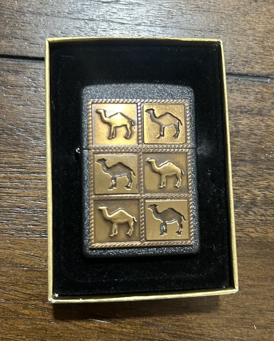 Zippo Camel Herd Black Crackle Brass Raised Emblem 1994 Vintage