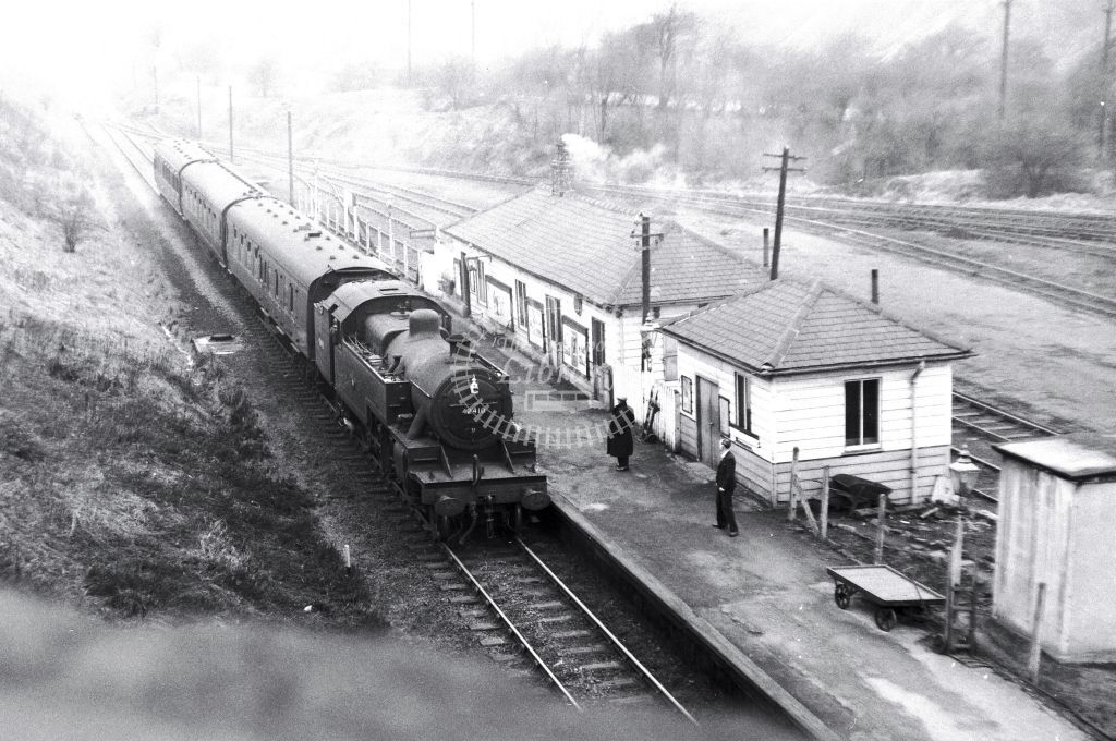PHOTO  BR British Railways Steam Locomotive 42410 at Skelmanthorpe in 1959