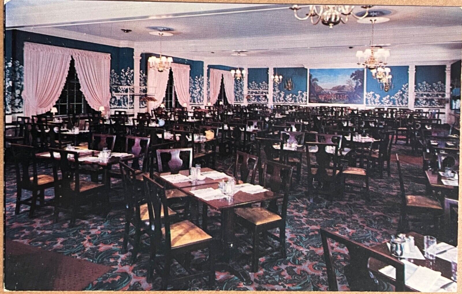 Lakewood Ohio Clark’s Yorktown Restaurant Interior Postcard c1950